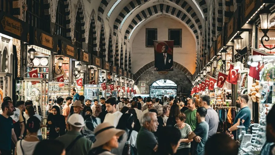 التسوق والمنتجات التركية في السوق