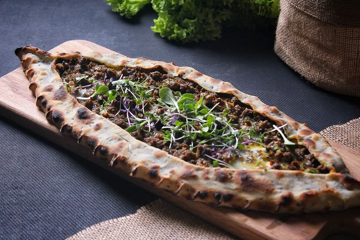 البيدا (Pide) — المطبخ التركي
